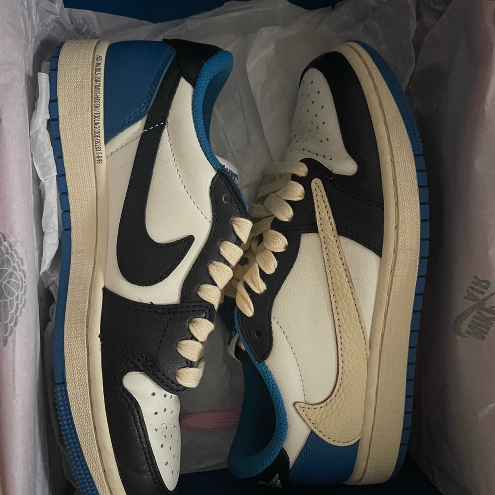 Travis Scott x Air Jordan 1 Retro